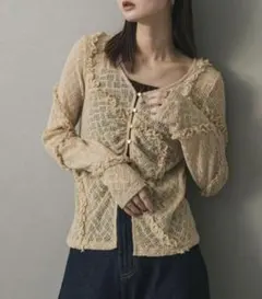 フロントボタンレースカーディガン　センスオブプレイスアーバンリサーチ