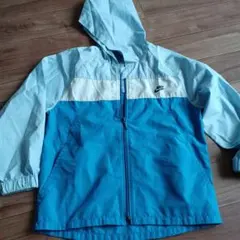 ナイキ　アウター　パーカー　ウィンドブレーカー　ジャンパー　130サイズ