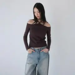 《新品未使用品》searoomlynn Moftyオフショルホルタートップス