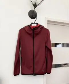 adidas アディダス　パーカー　　エンジ色　Mサイズ　160センチ