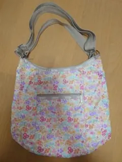 LeSportsac　小花柄ショルダーバッグ