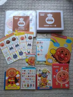 【未使用】アンパンマン 豪華まとめ売りセット（カレー皿・ボード・メモ帳等）