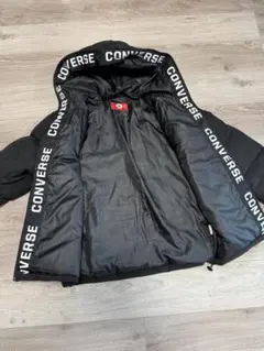 ★ほぼ新品CONVERSE ブラック ダウンジャケット　LですがXL相当です。★