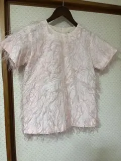 アキラナカ ピンク 桜色 フリンジ ブラウス トップスのサムネイル