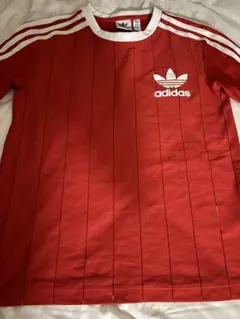 adidas オリジナルス 半袖Tシャツ レッドのサムネイル