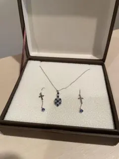 Item thumbnail for item 49705493-3c4f-4a4e-90f8-472d02b04a23