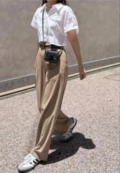ZARA クロップド丈 半袖シャツ ホワイト　Sのサムネイル