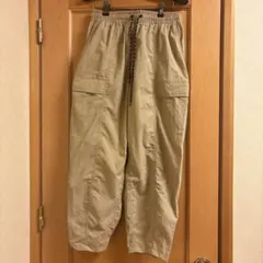 TIGORA ワークパンツ ベージュ Mサイズのサムネイル
