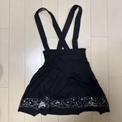 サスペンダー付きスカート ブラック プリンセス柄