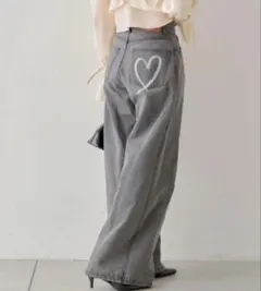 Chico ハートプリントボックスワイドデニムパンツ　グレー