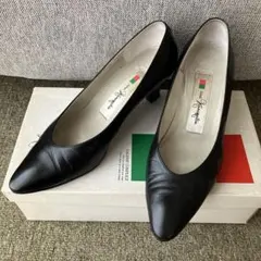 銀座かねまつ　レディース　黒レザーパンプス 中ヒール　冠婚葬祭　22cm