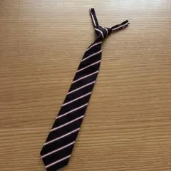 コムサ　子供用ネイビー ストライプ ネクタイ