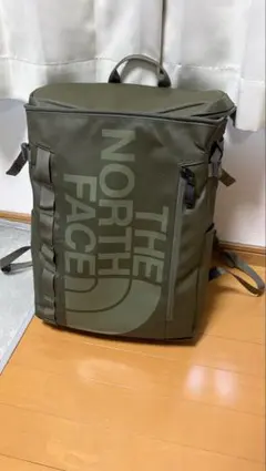 THE NORTH FACE バックパック オリーブグリーン