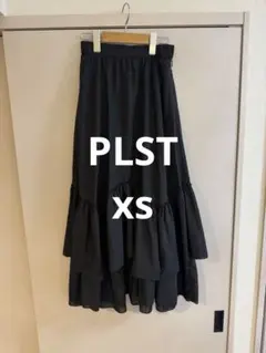 (本日限定価格)PLST ロングフリルスカート ブラックのサムネイル