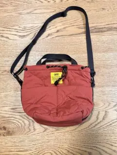 KiU キルティング 巾着 ショルダーバッグ