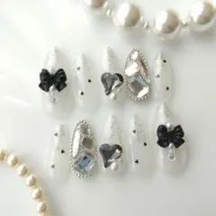 Ribbonハート　ハートホログラム　ガーリーネイル　現品ネイル　ワンホンネイル