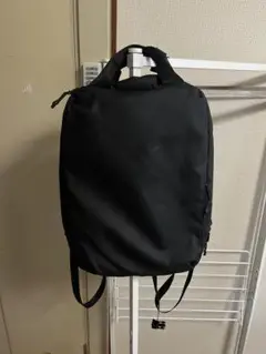 イッカ　a4 ブラックバックパック