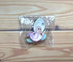 ディズニー　ミニチュアチャーム　ヤングオイスター　一番くじ　E賞のサムネイル