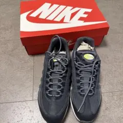 NIKE AIR MAX 95 ESSENTIAL エアマックス95