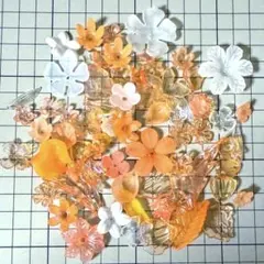 【新品②】アクリルビーズ プラパーツ フラワー 花 オレンジ 79個まとめ売り