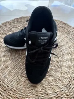 美品　ブラック スニーカー 25㎝　インポート