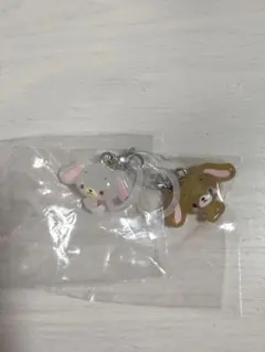 サンリオ ゆるっとめじるしアクセサリー しろうさ くろうさ