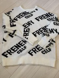 GYDA ロゴ入りニットセーター Fサイズ