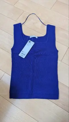 【GU】タンクトップ※2月末破棄予定