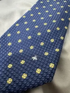 グッチ　GUCCI ネクタイ　ドット柄　蜂柄