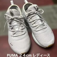 PUMA SOFTRIDE スニーカー ピンク　２４cmのサムネイル