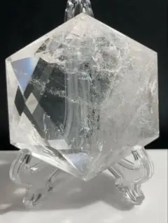 虹入り水晶】ダイヤモンドカット 大粒クリスタル✴︎ 天然石 置物