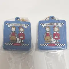 サンリオキャラクターズ　クッキー缶チャーム　ザボードビルデュオ