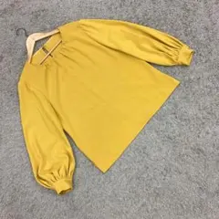 ✨MEDDUM✨メデューム♡長袖カットソー♡絞り袖♡着回し抜群♡イエロー(40)のサムネイル