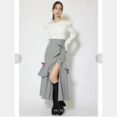 rienda フリルスリットハイウエストスコートショートパンツ ブラックのサムネイル