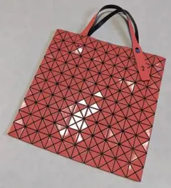 BAOBAO ISSEY MIYAKE バオバオイッセイミヤケ コーラルピンク