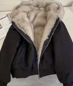 ファー付きブラックジャケット y2k