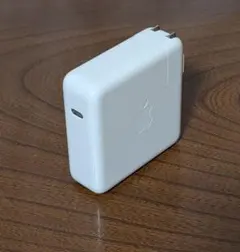 Apple 純正 87W USB-C ACアダプタ A1719