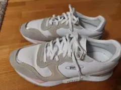 Puma スニーカー ホワイト/グレー