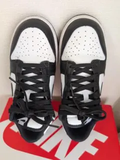 Nike Dunk Low ブラック/ホワイト