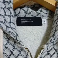 SAKANACTION 　ウロコパーカー M