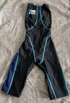 KOZ 競泳水着　140サイズ
