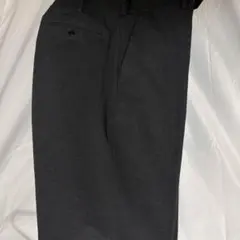 UNIQLO スラックス ダークグレー 91cm 感動パンツのサムネイル