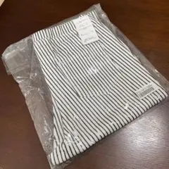 ひろ様専用新品未開封　レディースパンツのサムネイル