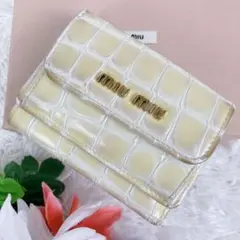 Item thumbnail for item 1f369f47-a64a-4513-a048-617a27990baf