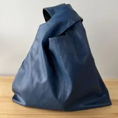 Item thumbnail for item f37d0ff9-5974-4167-8bcb-38b1d9ebbd60