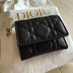 Dior レディディオール　ラムスキン カナージュ チャーム 黒 財布