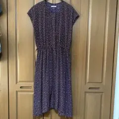 シンプリシテェ　変形ドット柄ノースリーブワンピース