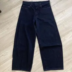 GU バレルレッグジーンズ