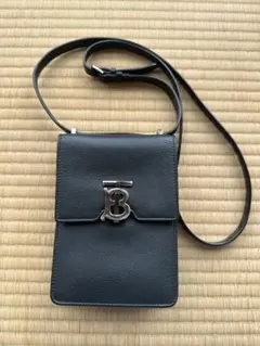 Burberry ブラック ショルダーバッグのサムネイル