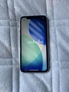 Apple iPhone 11 ホワイト　カバー付き